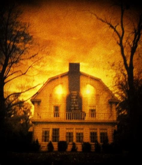 Razs Midnight Macabre Horror Review The Amityville Overview