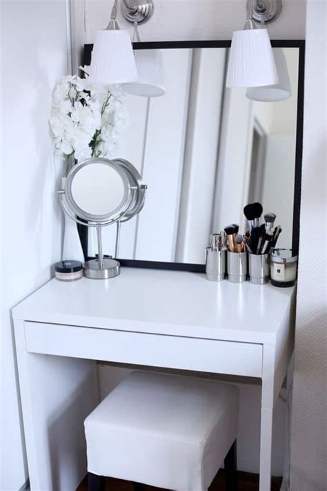 These 15 Corner Vanities Will Add A Bit of Luxury To Your Bedroom