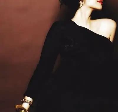 Hot Actress Sonam Kapoor New Photos Galleries HD Images