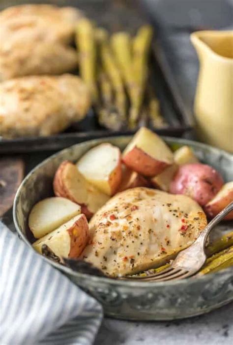 One Pan Honey Garlic Chicken And Veggies Recipe The Cookie Rookie®