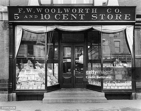 47 Fw Woolworth Store Stock Photos High Res Pictures And Images