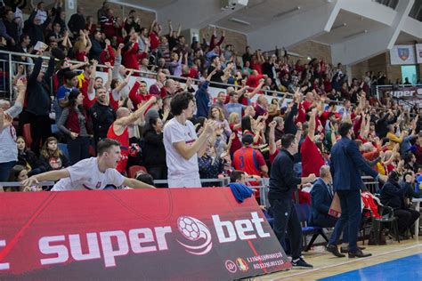 Liderii Csm Csu Oradea N Victoria Cu U Bt Cluj Napoca Din Fiba Europe