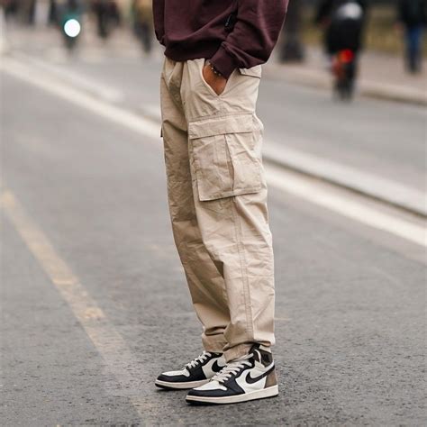 Pin By Fernando Nu Ez On Free Cargo Pants Outfit Men White Cargo