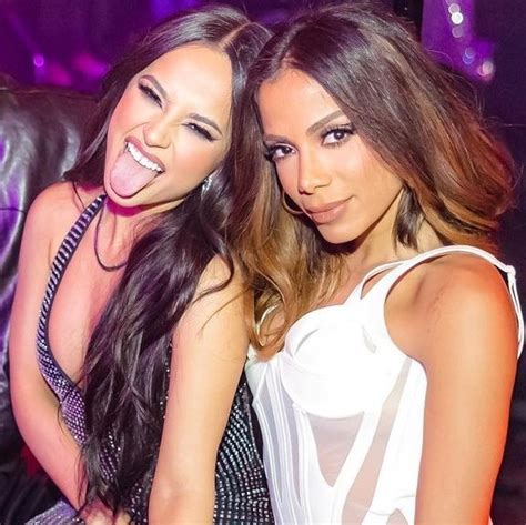 Anitta Update Fan Account On Twitter Anitta E Becky G Durante O