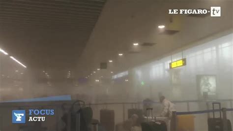 Bruxelles Dans Le Hall De L A Roport Quelques Secondes Apr S L Explosion