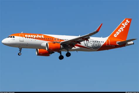 G UZHA EasyJet Airbus A320 251N Photo By Felix Sourek ID 1468865