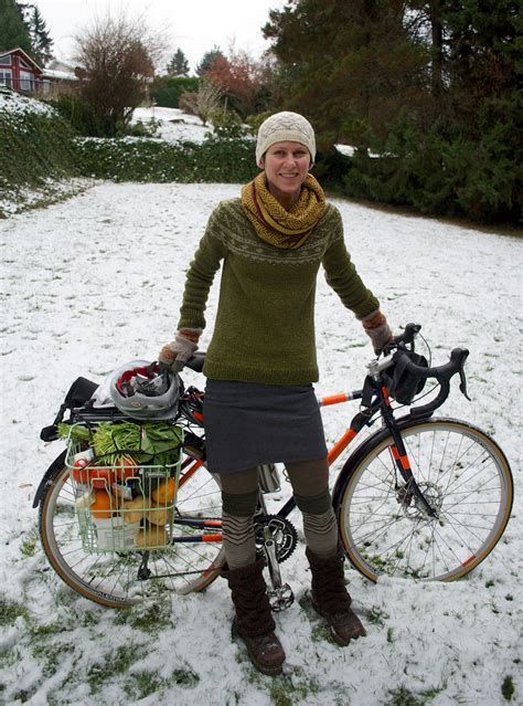 Winter Cycling Style Lots Of Wool Bike Riding Outfit Style