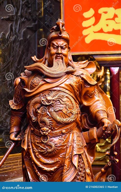 Wood Statue Of Guan Yu Stock Image Image Of Guan Gong 216002365