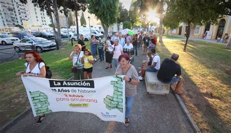 Manifestaci N De Los Vecinos De La Asunci N Por Las Obras De