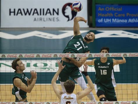 Hawaii Mens Volleyball Back In The Win Column With Sweep Of UC Santa