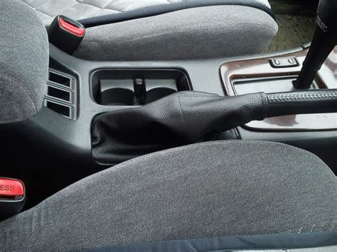 Чехол ручника — Nissan Cefiro (A32), 2,5 л, 1994 года | аксессуары | DRIVE2