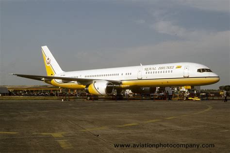 The Aviation Photo Company Brunei Royal Brunei Airlines Boeing