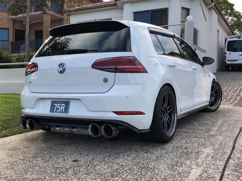 Volkswagen Golf R Mk7 5 White Enkei RPF1 Wheel Front