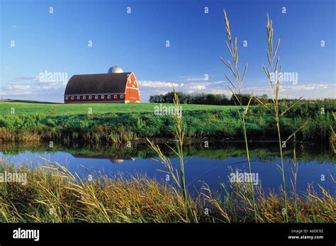 Farm Scene in North Dakota Stock Photo - Alamy