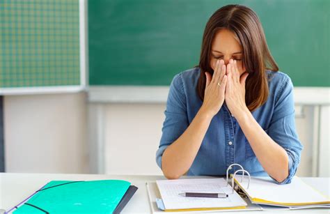 Pesquisa Mostra Que Dos Professores Est O Estressados Baixada Na Rede