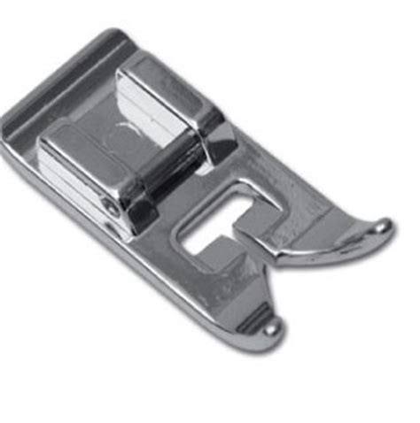 Виды и назначение лапок для швейной машины. Часть 1.