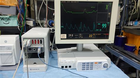 GE Marquette Solar 8000 patient monitor system 1654502393 위드벳