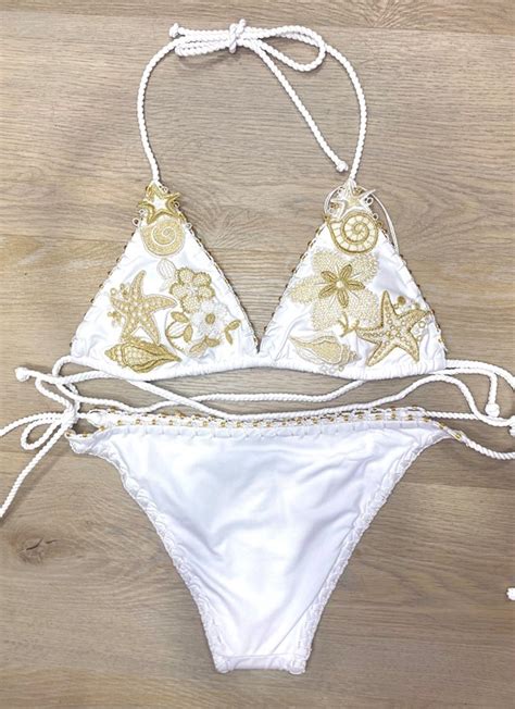 Bikini Triangolo Bianco Applicazioni Oro Il Baco Da Seta