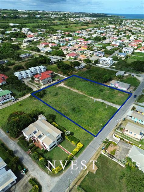 Neighbors debate the holm development planned for the coast 25
