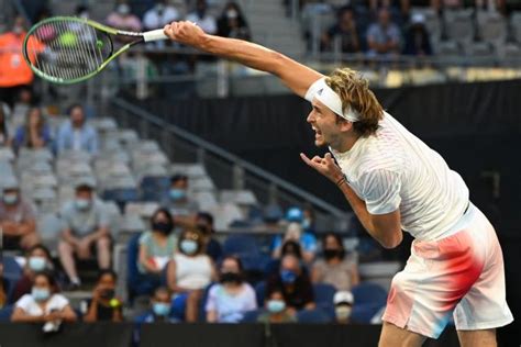 Alexander Zverev Facilement Qualifi Pour Les Huiti Mes De Finale De L