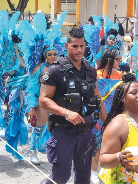 Cooperation Sint Maarten Carnival Gendarmes And Dutch Police United