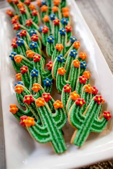 Incre Bles Tortas Y Cupcakes Con Tem Tica De Cactus En Fiesta De