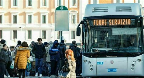 Sciopero trasporti del 10 gennaio nuovo venerdì nero bus metro e