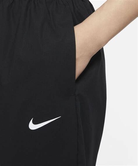 Nike（ナイキ）の「ナイキ スポーツウェア エッセンシャル ウィメンズ ハイライズ カーブ パンツ Nike Sportswear