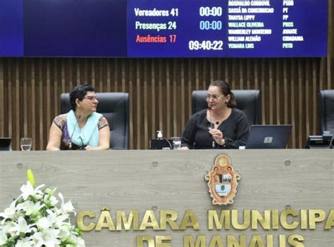 Professora Jacqueline Promove Tribuna Popular Sobre Arte Educadores No