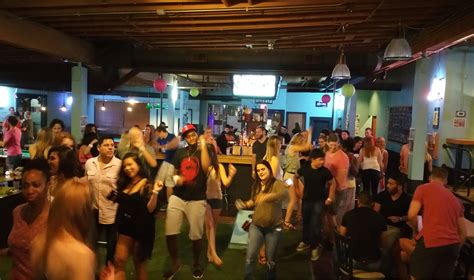 downers sand club sports bar & grill downers grove il