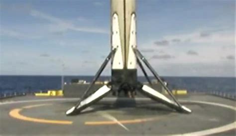 SpaceX's 'last' Falcon 9 rocket model makes its debut