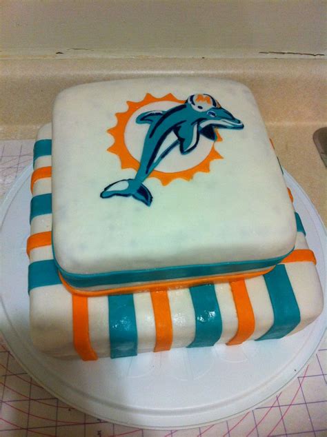 Miami Dolphins Cake By Me Jp Miami Dolphins Cake Dolphin