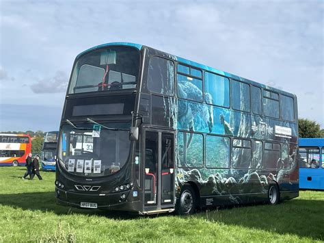 Mullanys Coaches Watford Hp Bus Bd Tfx Mullanys Coac Flickr