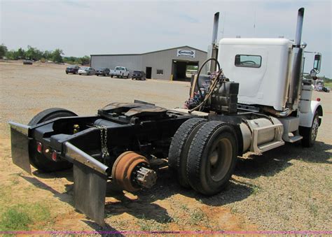 1985 Freightliner Flc 64t Semi Truck In Cushing Ok Item A9533 Sold