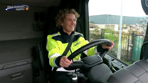 Noortje Is Chauffeur Geworden Bij Mark Huisman Logistics YouTube