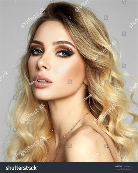 Portrait Beautiful Sexy Blonde Woman Stock Photo 1342886351 Shutterstock