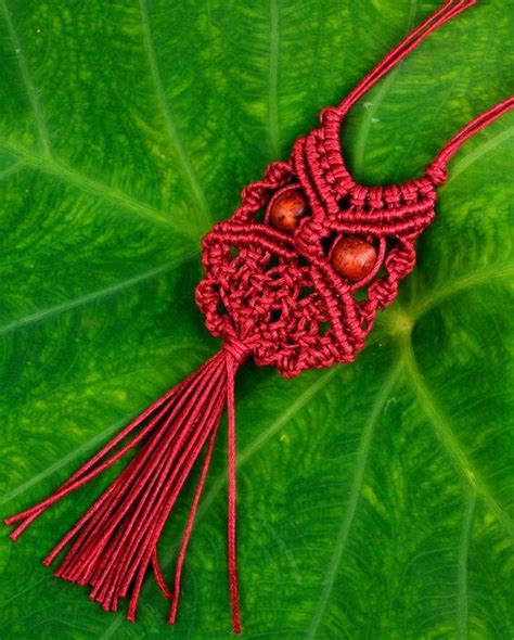 Pin van Jacqueline Kroes op DIY Macrame knopen Macramé Owl