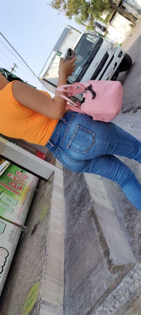 Nerdy Latina With Small Wedges And Tight Jeans Pretty Feet Tight Jeans Forum