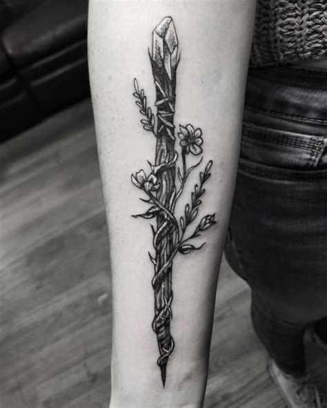 #tattoos #tattooideas #blackandwhite #blackworktattoo #wandtattoo #harrypotter # ...