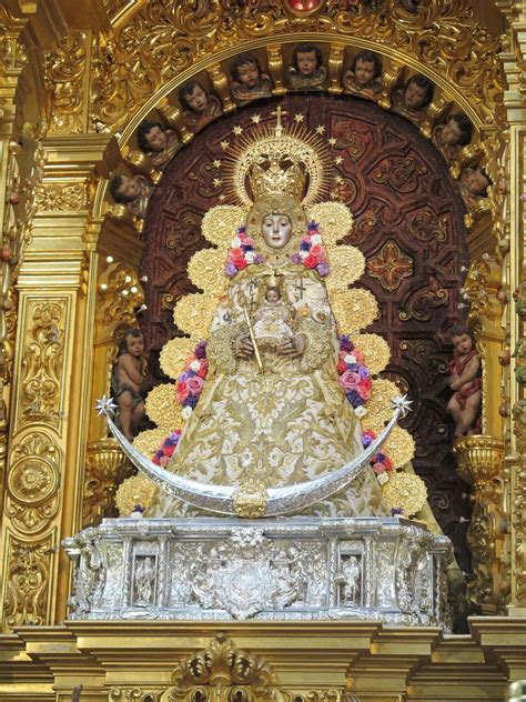 Eres reina de los cielos letra Rocío de la Mañana Iluminación Digital