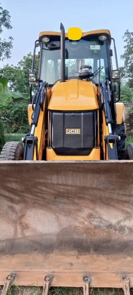 72 HP At 1800rpm JCB 3DX Backhoe Loader Machine Capacity 1800 Kg At