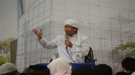 Kocak Kajian Orang Tua Zaman Now Bersama Ustadz Haikal Hassan Youtube