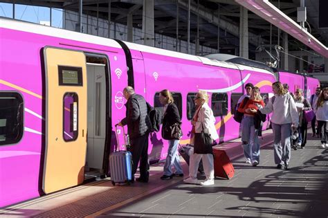 Renfe Estrena Els Nous Trens Que Sumen Places D Ave I Avlo