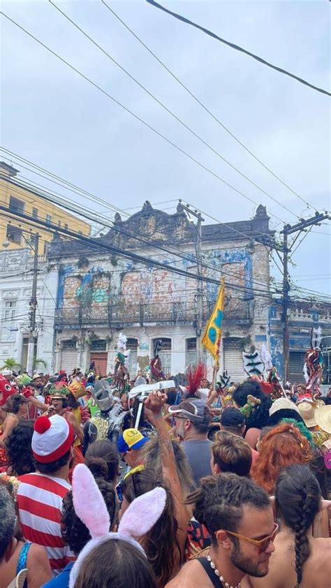 É possível se apaixonar no Carnaval de Salvador Casal prova que sim