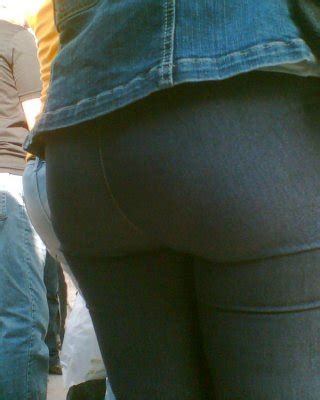 Sexy Erin Andrews Provocative Sportscaster Got A Nice Ass Porn Pictures XXX Photos Sex Images