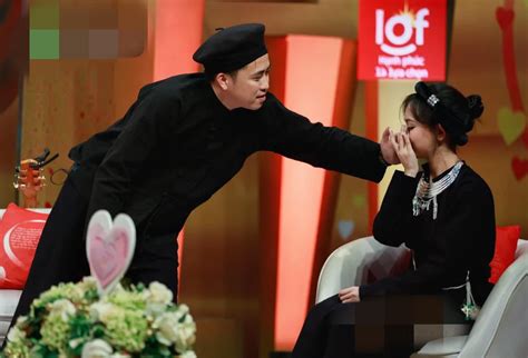 L Ho Ng H Ph Ng V Ch Ng Trai N Ng Huy Lee Hot Mom Thu Nh P Si U Kh Ng Ng I N I Ti Ng