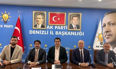 Haftalık olağan il yönetim kurulu toplantısında konuşan AK Parti