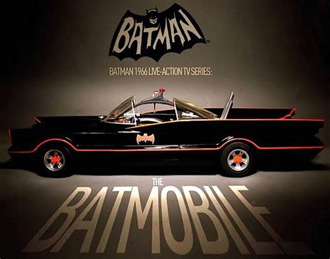 Hot Toys 1 6 Scale 1966 Batmobile Confirmed Batmobil Autos Historisch