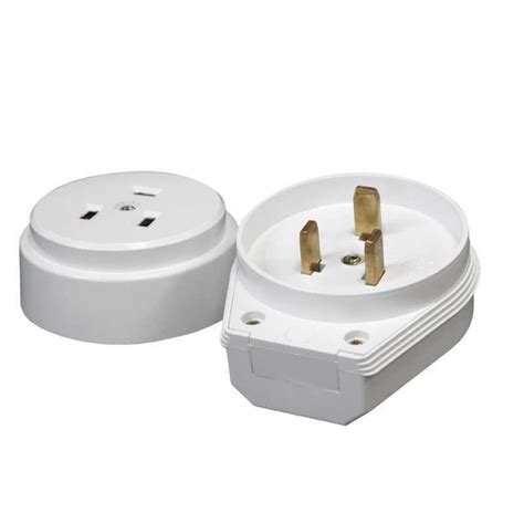 Разъем РШ-ВШ 32А 250В 2P+PE откр. уст. бел. UNIVersal 1235 - купить по ...