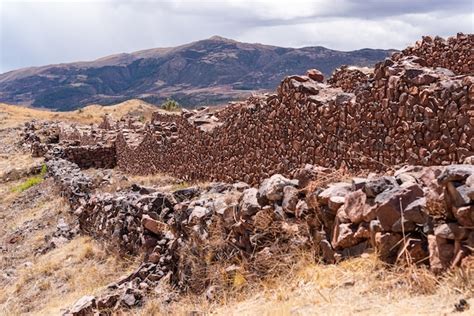 Premium Photo Pikillaqta Archaeological Park Lucre Quispicanchi